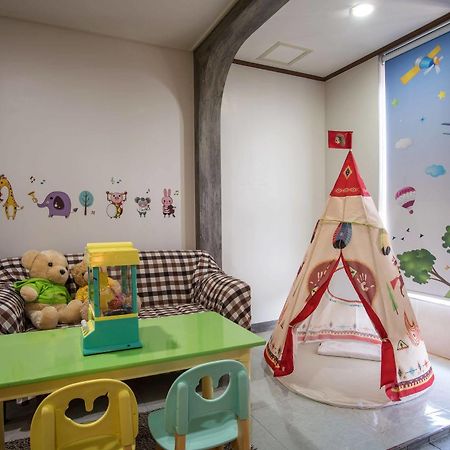 Famille Spa Resort 서귀포 외부 사진