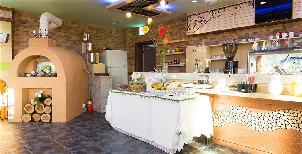 Famille Spa Resort 서귀포 외부 사진