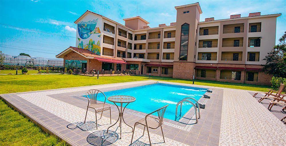 Famille Spa Resort 서귀포 외부 사진
